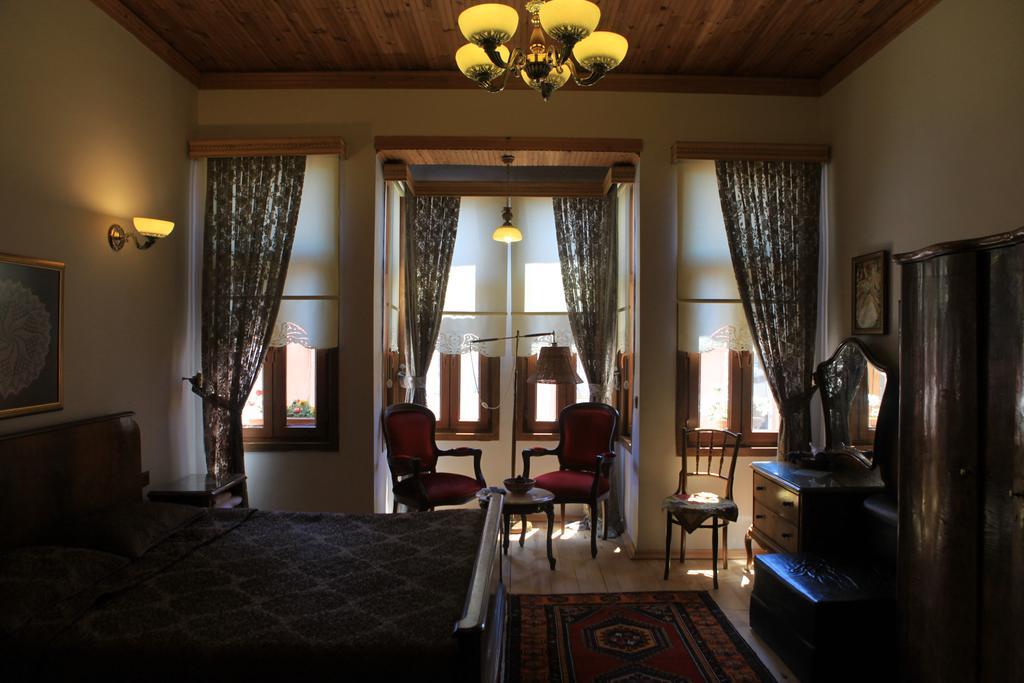 Tom Square Boutique Hotel Истанбул Екстериор снимка