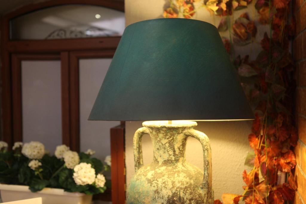 Tom Square Boutique Hotel Истанбул Екстериор снимка